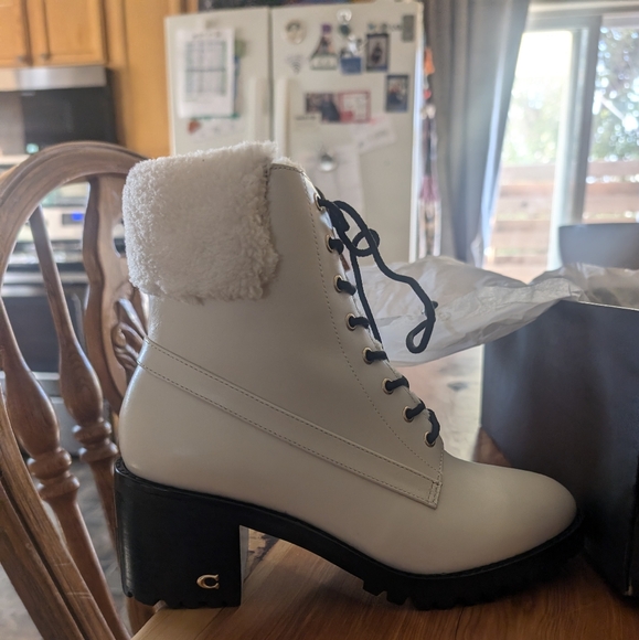 Size 7 Women's Coach Boots - Picture 1 of 9